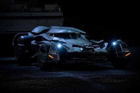 Zack Snyder publica primeras imágenes del Batimóvil de Justice League