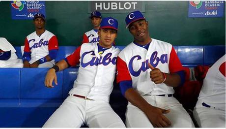 Cuba gana 4 -3 vs Australia con jonrón de Despaigne con bases llenas #Cuba #CubaEsNuestra