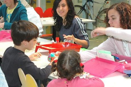 Taller infantil Día del Padre en L’Illa Diagonal Taller infantil Día del Padre en L’Illa Diagonal