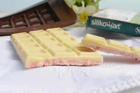Tableta de chocolate blanco y frambuesas