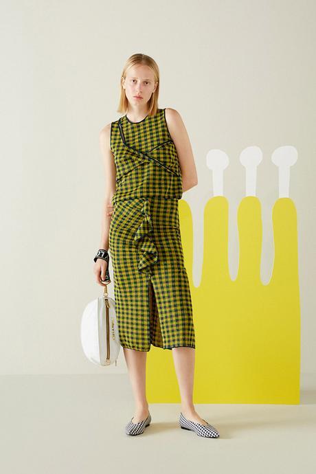 cuadros vichy o Gingham en amarillo y negro Bimba y Lola