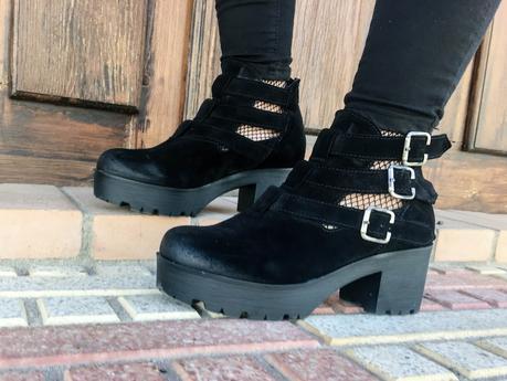 GUNS AND ROSES GUNS AND ROSES