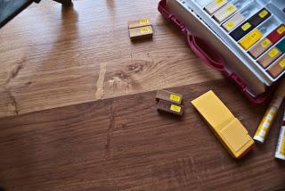 Cómo reparar las rayadas en el parquet,tarima y laminado