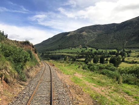 Viajar en tren en Perú. Un trayecto de lujo de Cusco a Puno