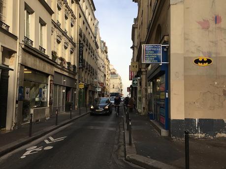 Lego Batman transforma una marquesina en un juego para promocionar la película batsignal-film-lego-batman-11