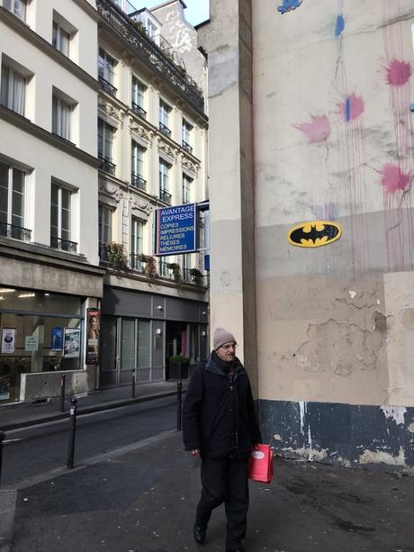 Lego Batman transforma una marquesina en un juego para promocionar la película batsignal-film-lego-batman-10