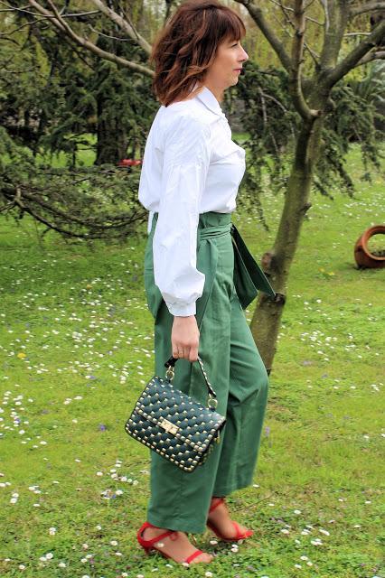 MIS LOOKS- COMBINANDO ROJO Y VERDE CON PUNTO Y APARTE