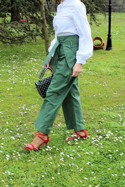 MIS LOOKS- COMBINANDO ROJO Y VERDE CON PUNTO Y APARTE
