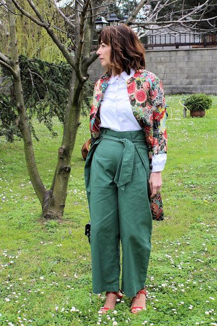 MIS LOOKS- COMBINANDO ROJO Y VERDE CON PUNTO Y APARTE