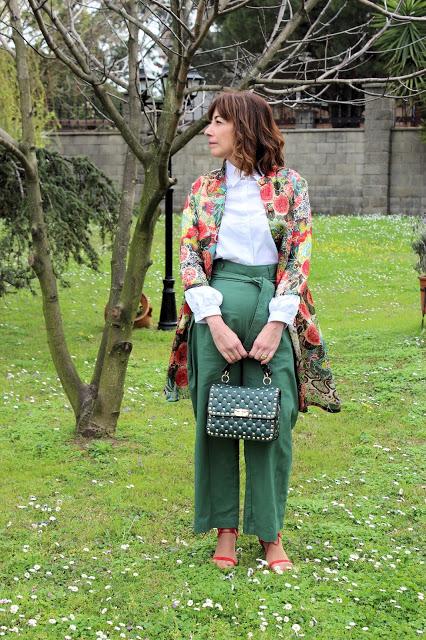 MIS LOOKS- COMBINANDO ROJO Y VERDE CON PUNTO Y APARTE