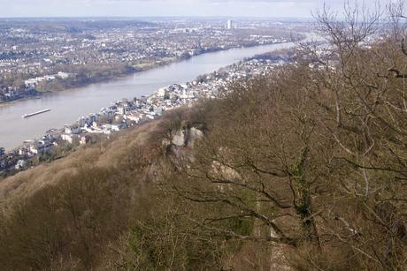 Visitar Drachenfels - La cueva del dragón