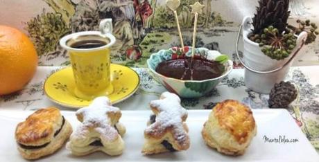 Pastelitos rellenos con chocolate de naranja