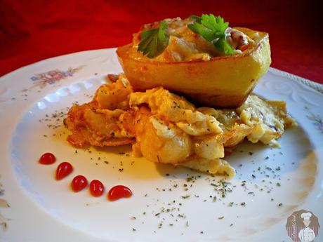 Patatas rellenas con pollo y verduras