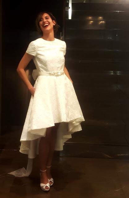 Fitness And Chicness-Vestido de Novia Corto Victoria VMB-4