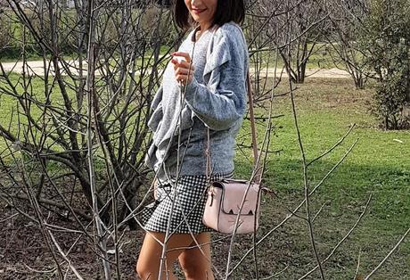 Outfit: Falda Vichy y Jersey con Volantes