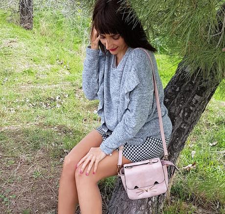 Outfit: Falda Vichy y Jersey con Volantes