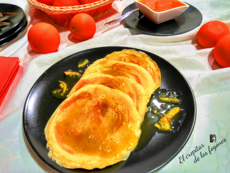 PANCAKES DE ANÍS CON SALSA DE NARANJA