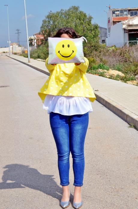 Amarillo y metalizado