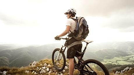 ¿Qué sucede en nuestro cuerpo durante una subida en bicicleta?