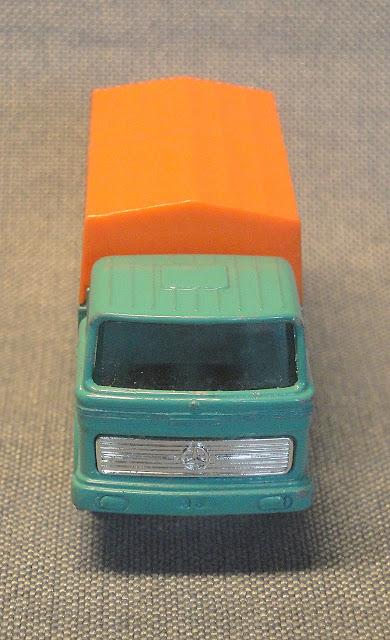 Camión frontal Mercedes-Benz