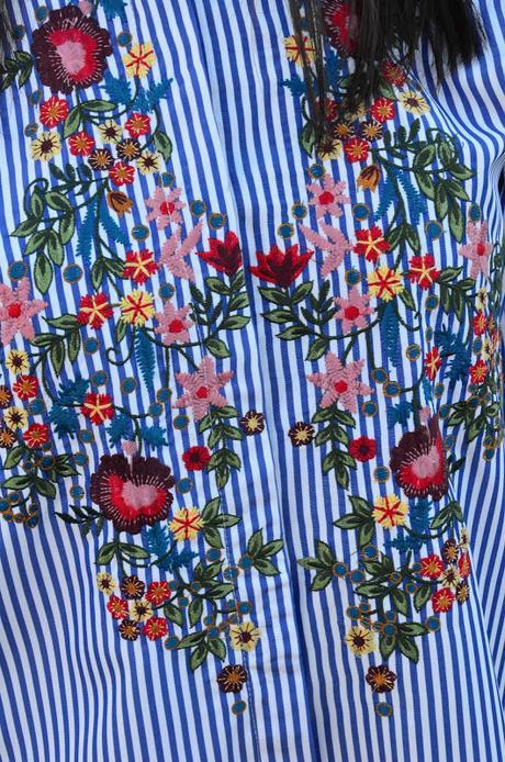 Camisa bordada
