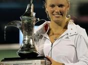 Dubai: título brazo, Wozniacki vuelve