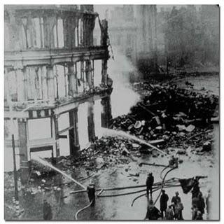 Swansea, arrasada tras 72 horas seguidas de bombardeo - 21/02/1941.