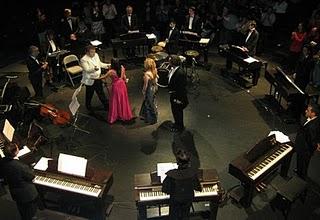 Los Diez Pianos Extravaganza cautivan al público del Teatro Polyforum Siqueiros