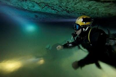 Bacteria desconocida hallada en cueva de República Dominicana interesa a la NASA