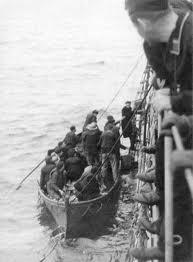 El Scharnhorst y el Gneisenau destruyen cinco mercantes – 22/02/1941.