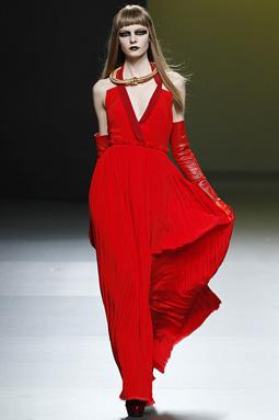 Cibeles FW: Ana Locking