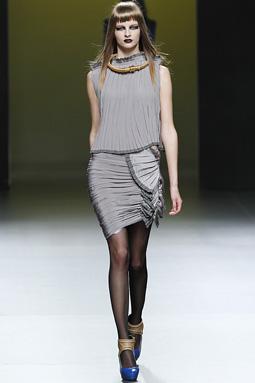 Cibeles FW: Ana Locking