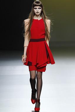 Cibeles FW: Ana Locking