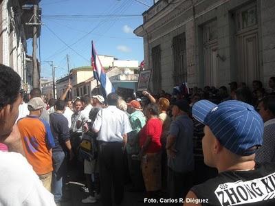Respuesta popular en Sancti Spíritus y  La Habana a provocación mercenaria (+ 2 videos)