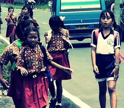 Niños en Bali