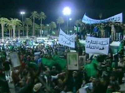 Telesur reporta que centro y oeste de Libia se mantiene controlado por leales a Al-Gaddafi, el este por opositores (+ video)