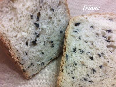 Pan de aceitunas negras  (Panificadora)
