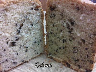 Pan de aceitunas negras  (Panificadora)