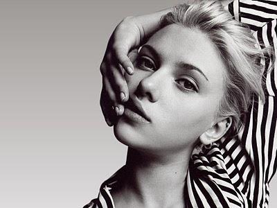 El padre de Scarlett Johansson en estado crítico tras desmayarse