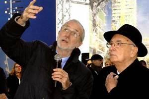 Renzo Piano (izquierda) junto al presidente de la República Italiana Giorgio Napolitano, 2007. Wikipedia