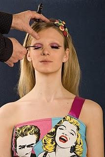 MAQUILLAJE VINTAGE PASO A PASO CON ESTILISMO A LO ANDY WARHOL