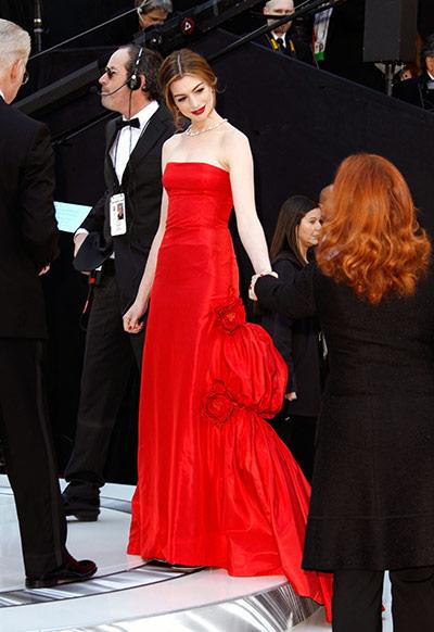 Oscars: Anne Hathaway arrives at the Oscars 
