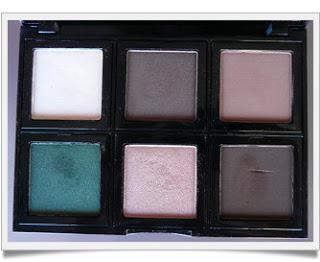 DE COMPRAS EN BOBBY BROWN (I).