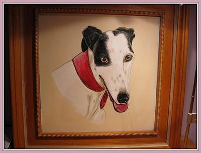 Colgando cuadros, a golpe de martillo.....