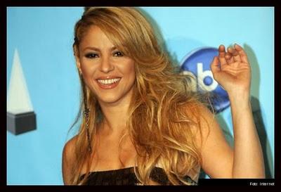 SHAKIRA ROMPE EL SILENCIO Y EXPLOTA