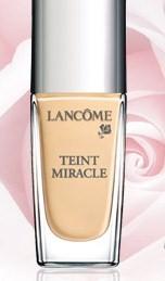 Consigue la miniatura de la base Teint Miracle de Lancome gratis.