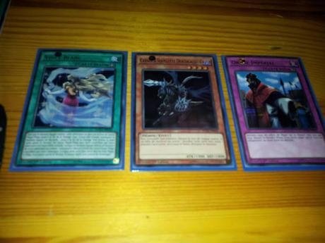 Se filtran todavía más cartas Yu-gi-oh! Duelist Saga, ¡Cosmic Blazar Dragon!