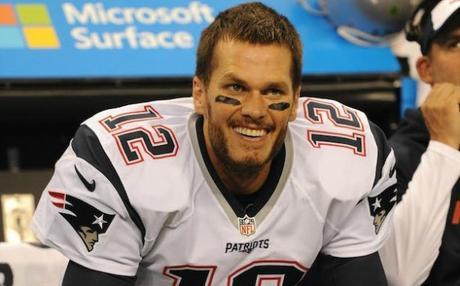 FBI y policía estatal recuperan camiseta robada del jugador Tom Brady en México