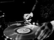 vinilos suenan mejor. Listening Station Discos Paradiso