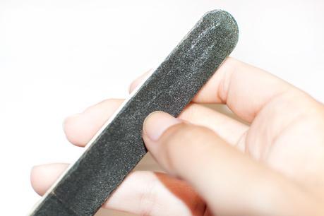 DIY: Technicolor nails